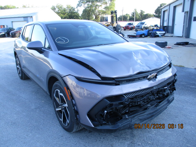2025 Chevrolet Equinox EV LT - Photo 13