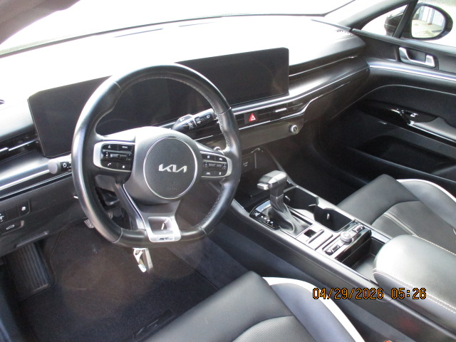2025 Kia K5 GT-Line - Photo 13