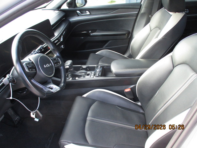 2025 Kia K5 GT-Line - Photo 12
